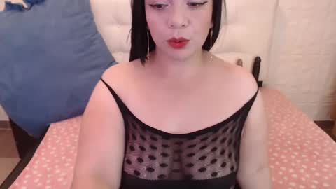 Snapshot of angie_bbw chatting on January 2025 09:04:01 PM Angie online show from January 2025 09:04:01 PM