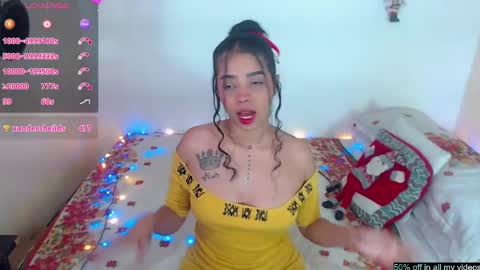 Snapshot of angielee01 chatting on December 2024 08:48:01 PM Angie y Andres online show from December 2024 08:48:01 PM