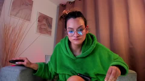 AngiePirs online show from March 2026 07:53:02 PM