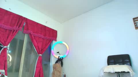 Snapshot of angye_hot chatting on October 2025 11:57:02 AM Jovana Michell online show from October 2025 11:57:02 AM