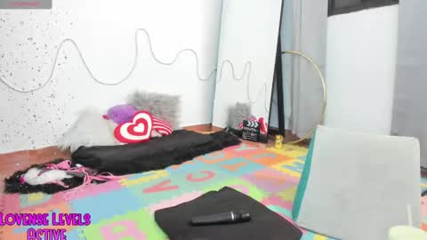 Snapshot of anhala_ chatting on February 2025 02:50:02 AM Anhala Rivera online show from February 2025 02:50:02 AM