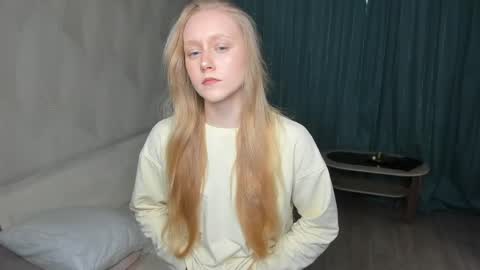 Snapshot of anhedney chatting on April 2026 07:26:02 AM Violet online show from April 2026 07:26:02 AM