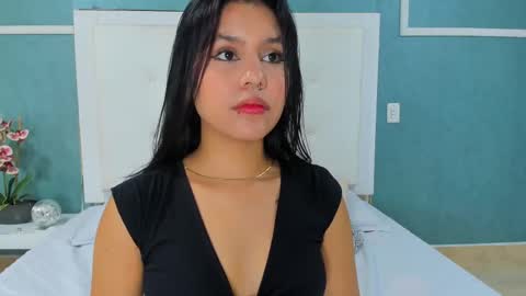 Ania online show from February 2025 12:37:01 AM