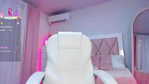 Ania online show from March 2025 03:43:02 AM