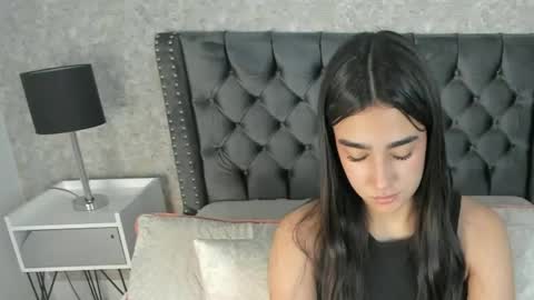 anika_h online show from May 2026 12:13:02 PM