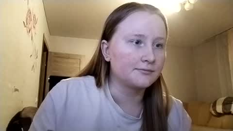 Snapshot of anika_lipps chatting on May 2026 07:34:02 PM Anika online show from May 2026 07:34:02 PM