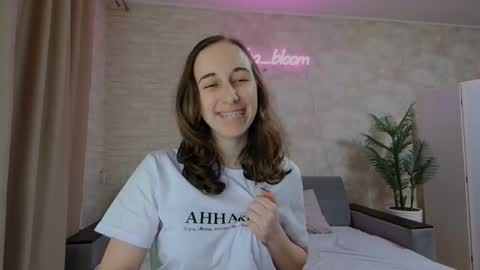 anikabloom online show from February 2025 10:06:02 PM