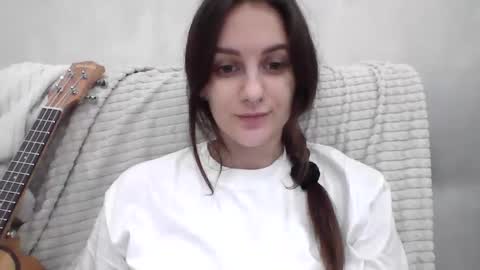 Snapshot of anime_baby22 chatting on January 2025 08:02:02 PM Alice online show from January 2025 08:02:02 PM