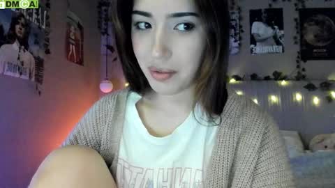 Anisa Moan from LovenseWet from Tip MenuOpen for Private online show from October 2025 06:03:01 AM