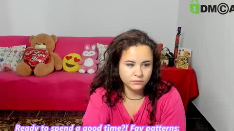 AnissyaX online show from October 2025 01:28:01 AM