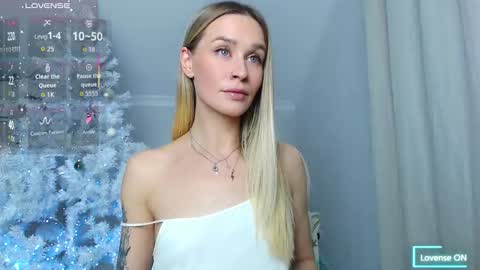 Snapshot of anita_delicious chatting on December 2025 09:44:01 PM anita_delicious online show from December 2025 09:44:01 PM