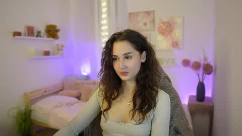 Anita Grey online show from November 2025 08:19:01 PM