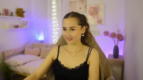 Anita Grey online show from November 2025 08:13:02 PM