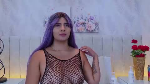 Dania Lpez online show from July 2026 12:15:02 PM