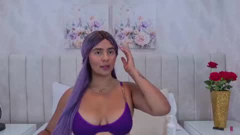 Dania Lpez online show from July 2026 12:26:02 PM