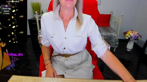 Snapshot of anita_tayson chatting on June 2026 06:20:01 AM Anita online show from June 2026 06:20:01 AM