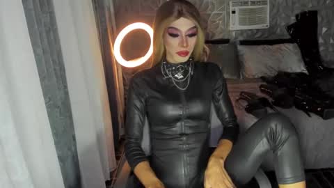 Miss Ann online show from February 2025 01:30:01 PM