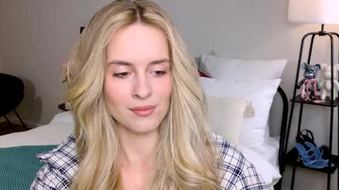 Anita online show from September 2025 02:10:01 PM