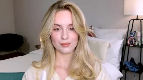 Anita online show from November 2025 02:27:01 PM