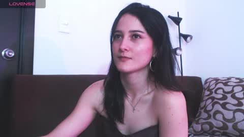 Anitafoxx online show from April 2026 09:39:33 PM