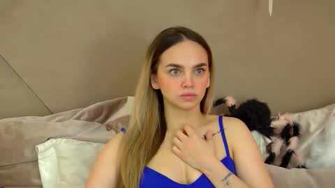 AnitaVenture online show from October 2025 04:07:02 AM