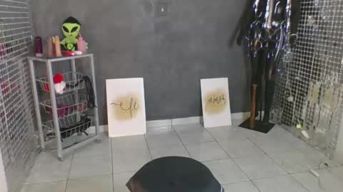 Snapshot of anjinhama chatting on April 2026 01:53:02 PM Hello My name is NaiaraPv is OPEN online show from April 2026 01:53:02 PM