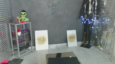 Snapshot of anjinhama chatting on May 2026 02:44:02 PM Hello My name is NaiaraPv is OPEN online show from May 2026 02:44:02 PM