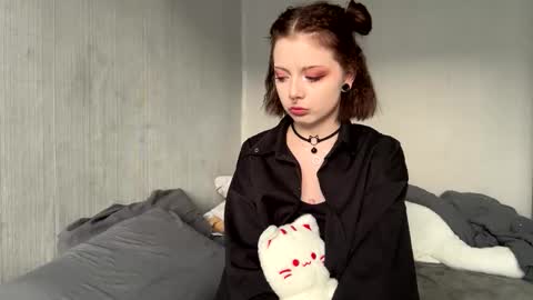 AnmiXHot online show from November 2025 10:43:02 AM