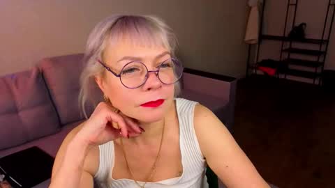 Snapshot of ann_annise chatting on February 2026 09:10:02 AM ann_annise online show from February 2026 09:10:02 AM