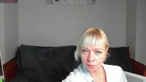 Snapshot of ann_annise chatting on May 2026 02:45:01 PM ann_annise online show from May 2026 02:45:01 PM