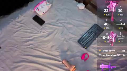 Snapshot of anna_and_masterboy chatting on June 2026 05:12:02 PM anna_and_masterboy online show from June 2026 05:12:02 PM