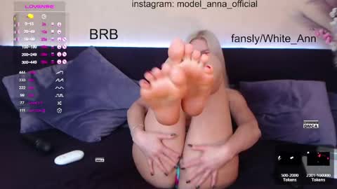 Snapshot of anna_bonbon chatting on May 2026 11:51:01 AM anna_bonbon online show from May 2026 11:51:01 AM