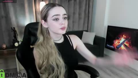 Anna online show from December 2024 03:26:01 PM