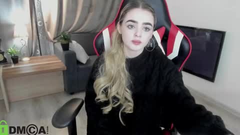 Anna online show from December 2024 09:48:01 PM