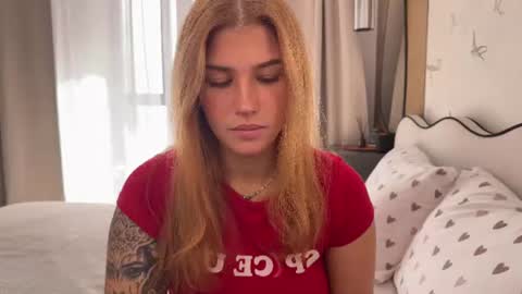 Snapshot of anna_six chatting on July 2026 04:10:02 AM Anna online show from July 2026 04:10:02 AM