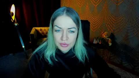 anna_snow9 online show from April 2026 05:32:01 PM