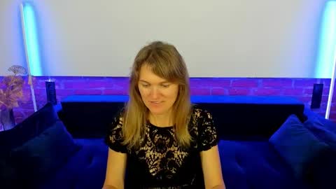 Annabel online show from October 2025 04:07:02 PM