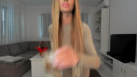 annaise  online show from January 2026 08:07:02 AM