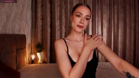 Goddess Anna online show from September 2025 06:02:01 PM