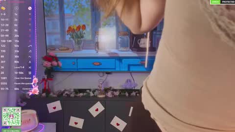 Holly Molly Im Polly online show from March 2026 07:10:01 PM