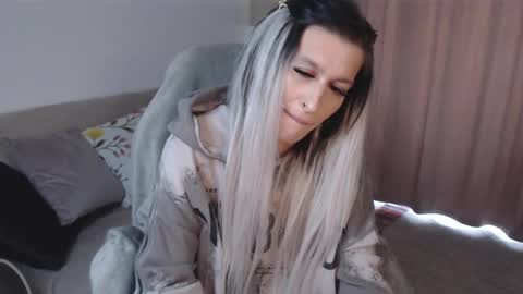 Anna online show from April 2026 04:59:01 AM