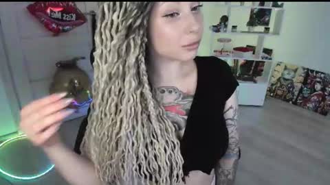 Snapshot of annanebula chatting on July 2026 01:10:02 PM Anna online show from July 2026 01:10:02 PM