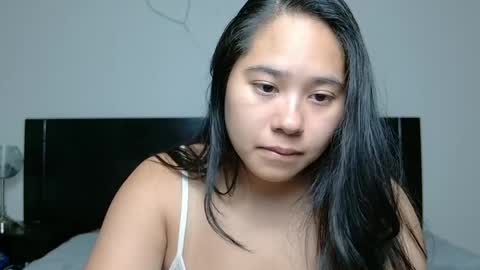 Anna online show from April 2026 10:11:02 PM