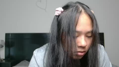 Anna online show from April 2026 10:02:02 PM