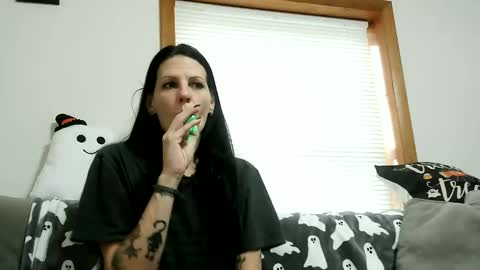 Snapshot of anne12369 chatting on September 2025 01:24:01 PM anne online show from September 2025 01:24:01 PM