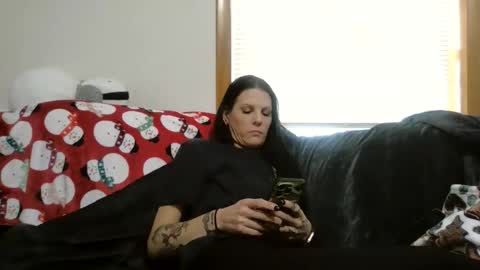 Snapshot of anne12369 chatting on December 2025 04:02:01 PM anne online show from December 2025 04:02:01 PM