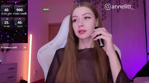 annelitt online show from December 2025 09:33:01 PM