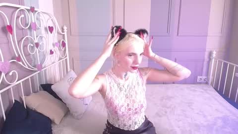 Annet online show from February 2025 10:20:02 AM