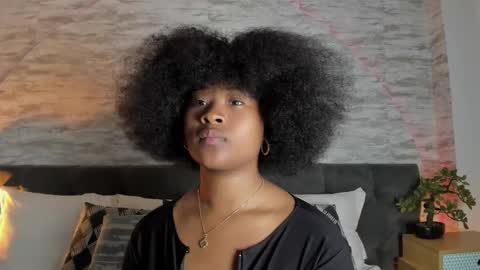 Anneth online show from November 2025 07:47:02 PM