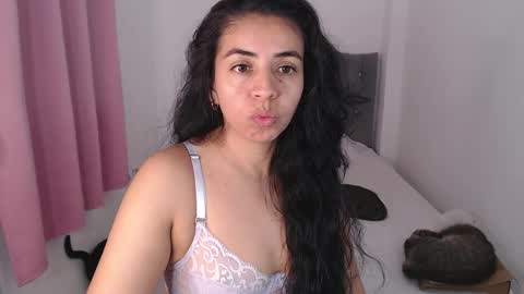 anngela online show from October 2025 01:20:01 AM